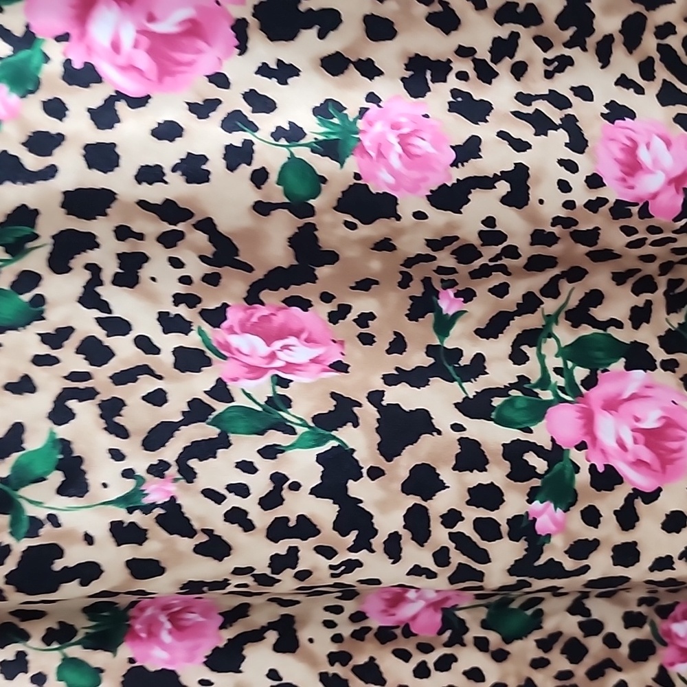 Preowned Shirley Of Hollywood  Chemise. - Picture 4 of 4